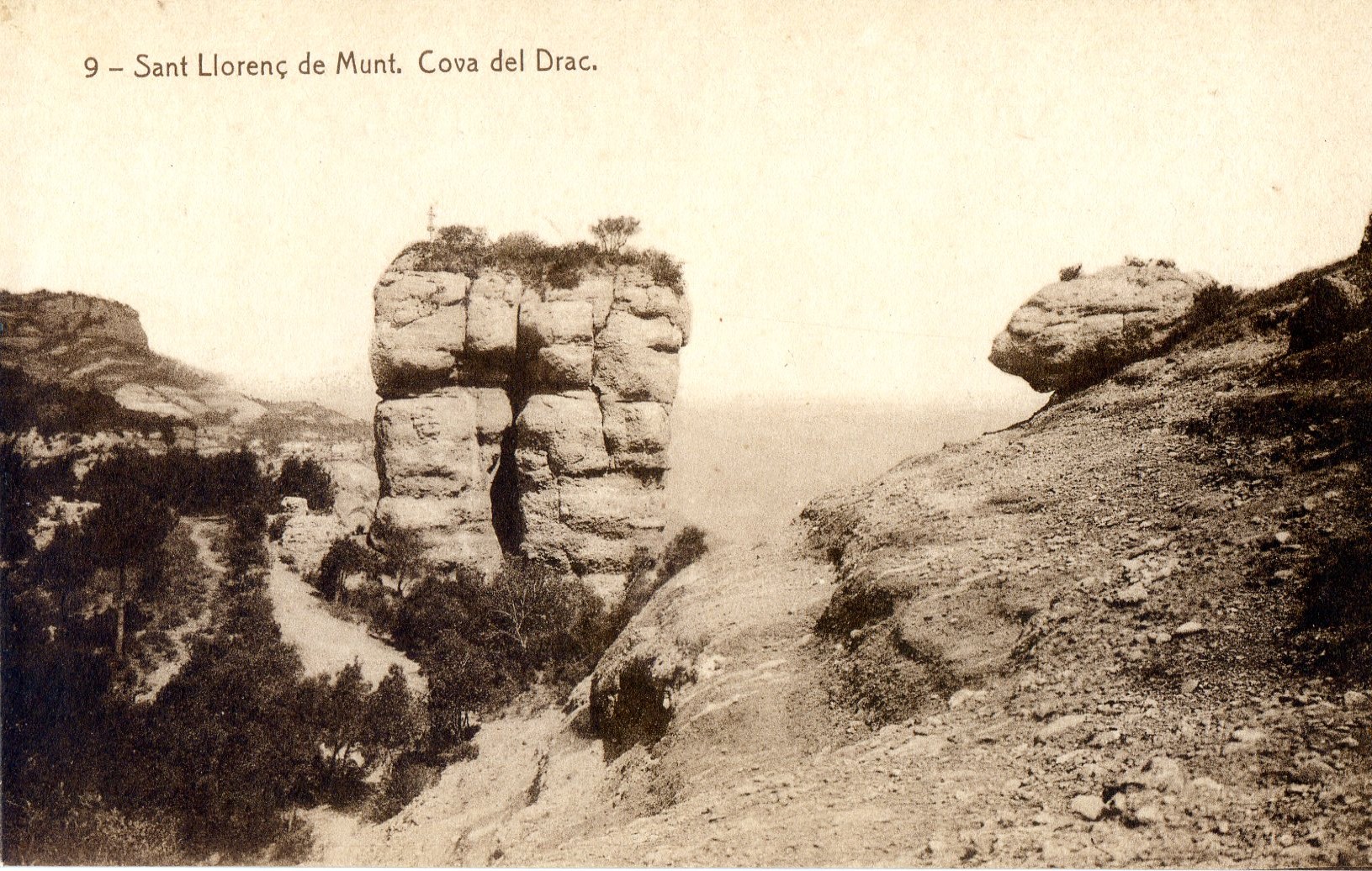 9 - Sant LLorenç de Munt. Cova del Drac. - Portada