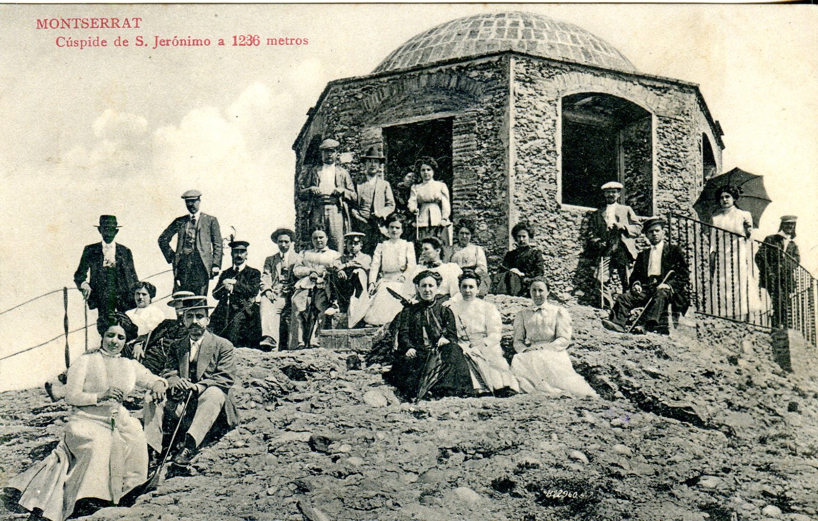 MONTSERRAT : Cúspide de S. Jerónimo a 1236 metros - Portada